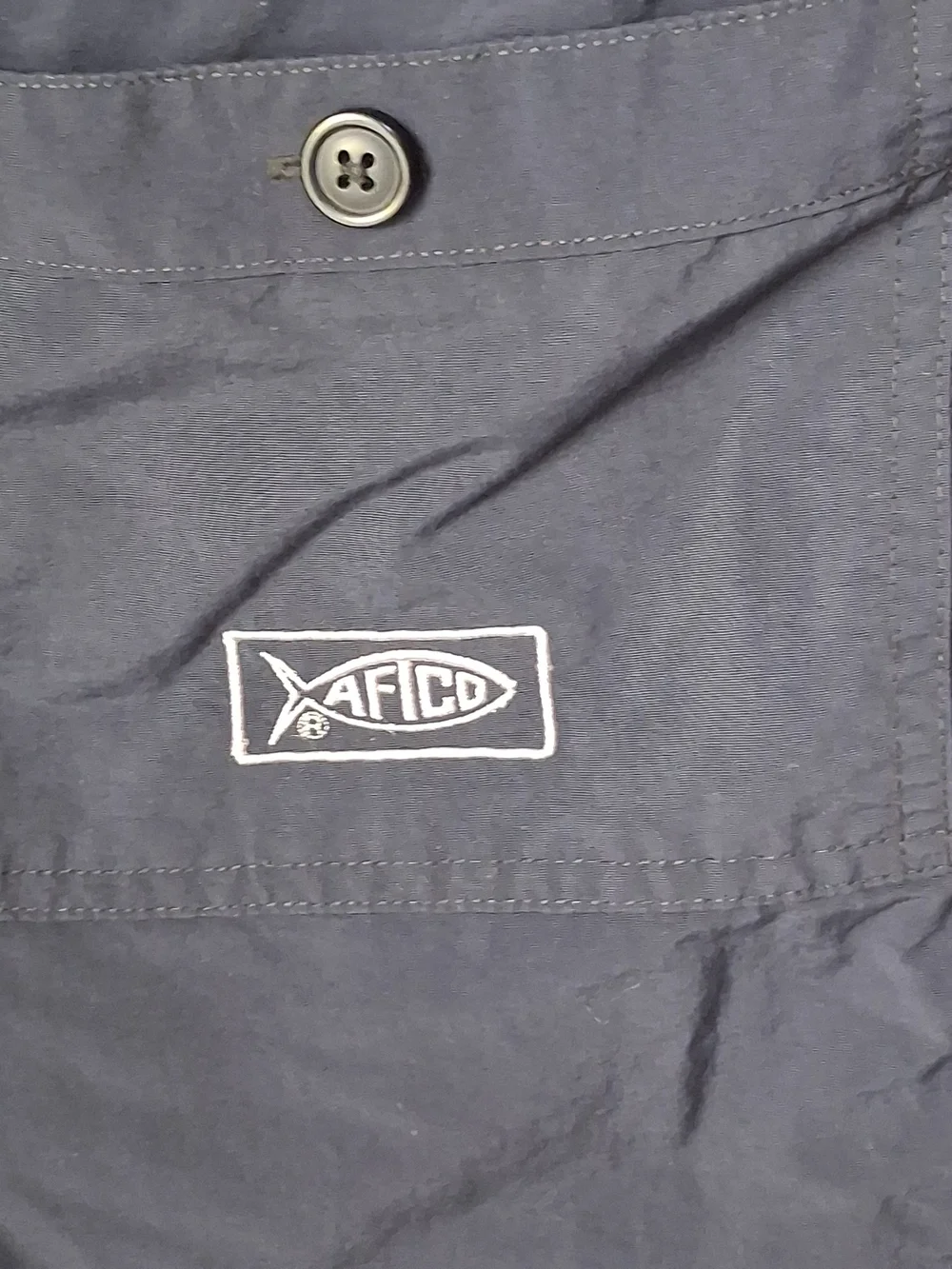 AFTCO Men's Black Cargo Fishing Shorts; Size 42